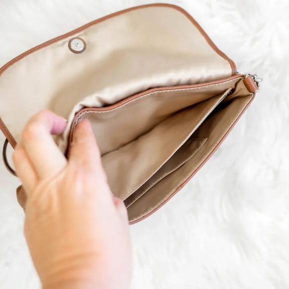 COACH F51821 PARK SADDLE BROWN PEBBLED LEATHER MINI BAG WRISTLET WALLET CLUTCH - Picture 7 of 14